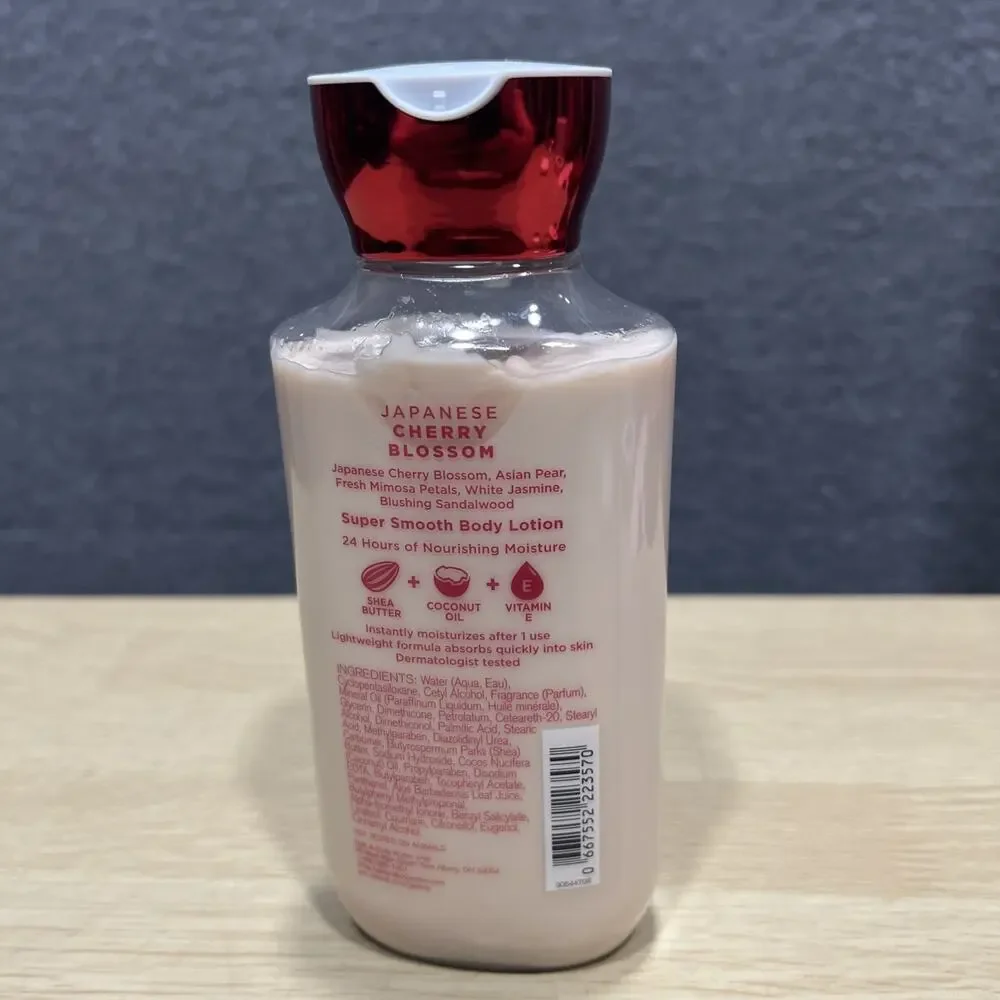 New Bath & Body Works Japanese Cherry Blossom Shea Butter Body Lotion 8 fl oz